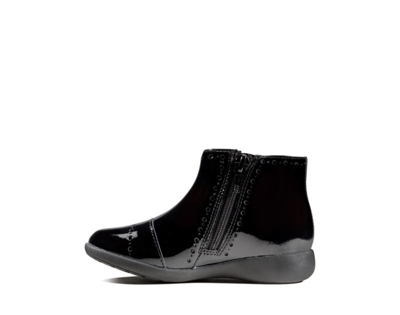 Clarks Etch Form Chelsea Boots Black Girls - India Y2E4944-K1