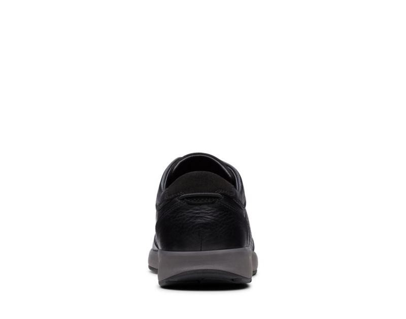 Clarks Un Trail Form Trainers Black Men - India B3R8566-T7