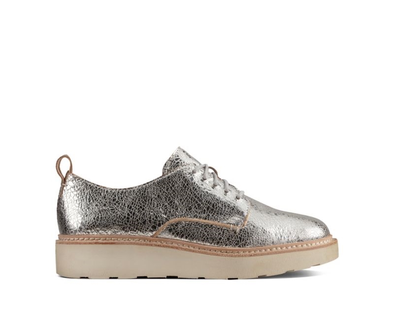 Clarks Trace Walk Flat Shoes Silver Metal Women - India H0K9421-N7